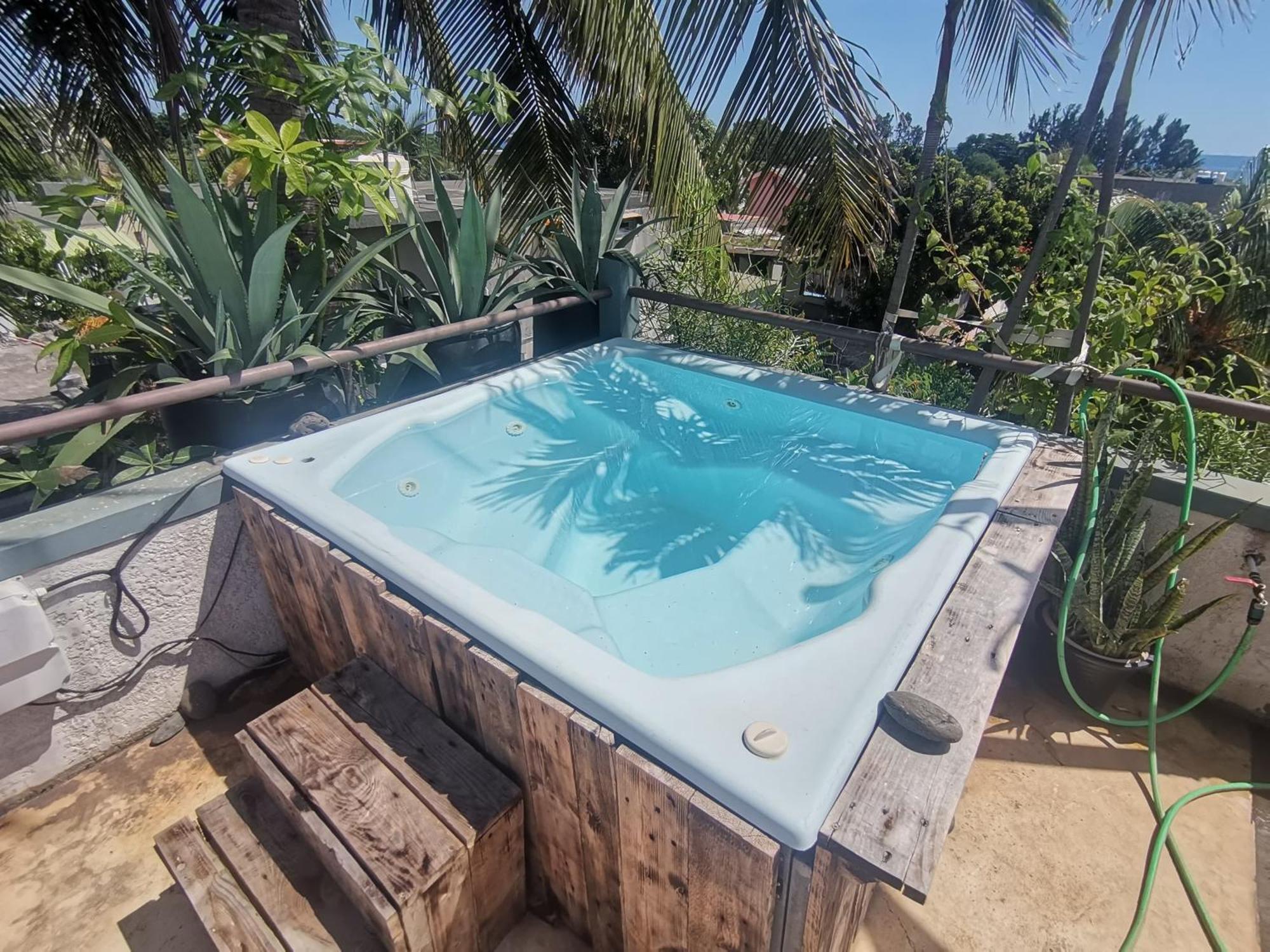 Modern Apartment/3Bedrooms/2Bathrooms/Rooftop/Jacuzzi Pointe aux Sable 외부 사진