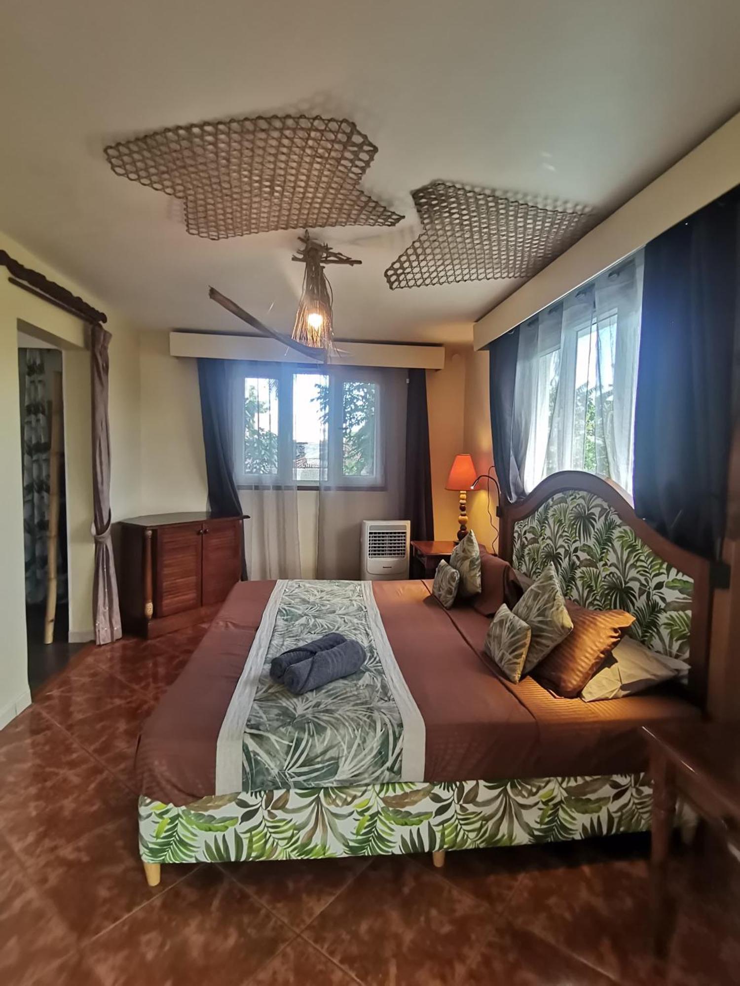 Modern Apartment/3Bedrooms/2Bathrooms/Rooftop/Jacuzzi Pointe aux Sable 외부 사진